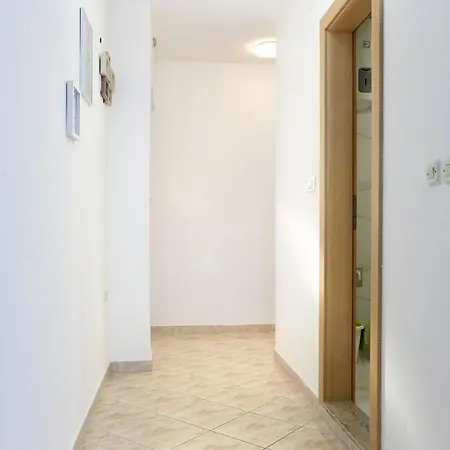 アパート By The Sea Poljica, Trogir - 19316